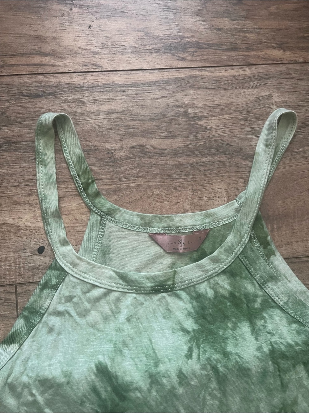 Green Tanktop - Picture 3 of 4